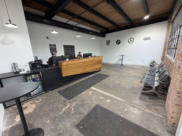 The Garage Mkg